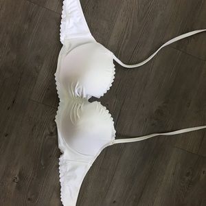 Victoria’s Secret Bikini Top